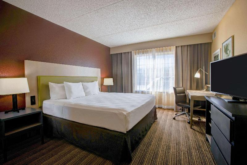 Люкс Кровать Кинг, Comfort Inn & Suites St. Paul Northeast