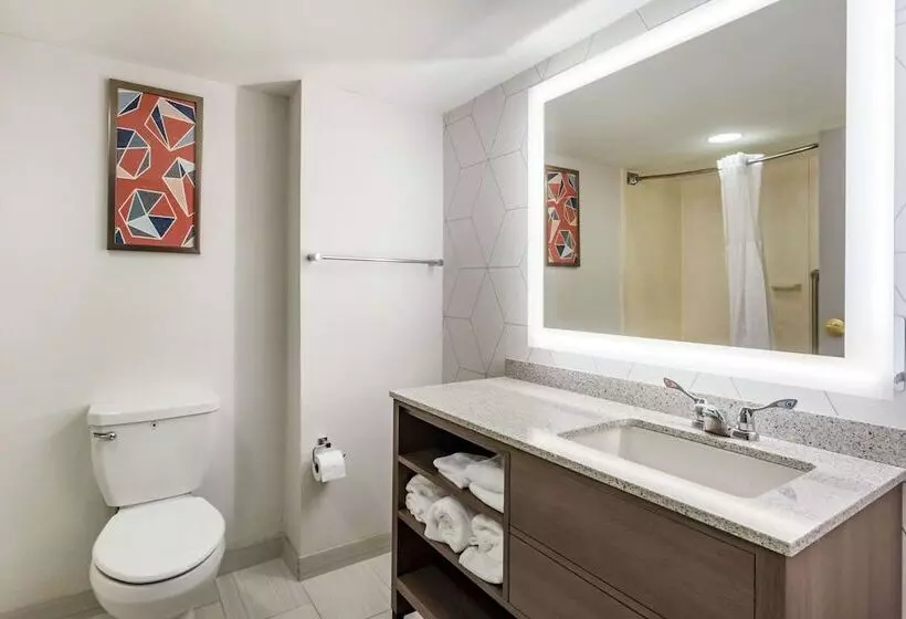 スイート, Comfort Suites Ocean City West