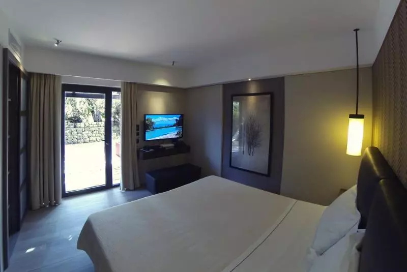 身障者適用キングサイズベッドルーム, Courtyard By Marriott Pittsburgh West Homestead Waterfront