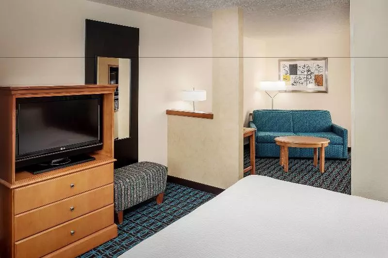 キングサイズベッドのエクゼクティブ, Fairfield Inn & Suites By Marriott Anchorage Midtown