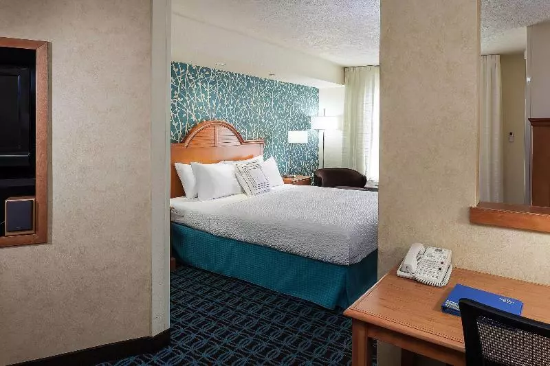 キングサイズベッドのエクゼクティブ, Fairfield Inn & Suites By Marriott Anchorage Midtown