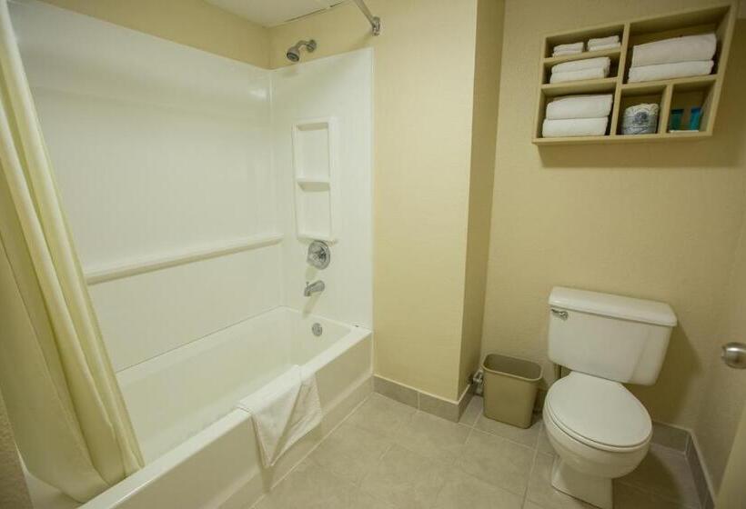 غرفة قياسية سرير كينج, Gazebo Inn