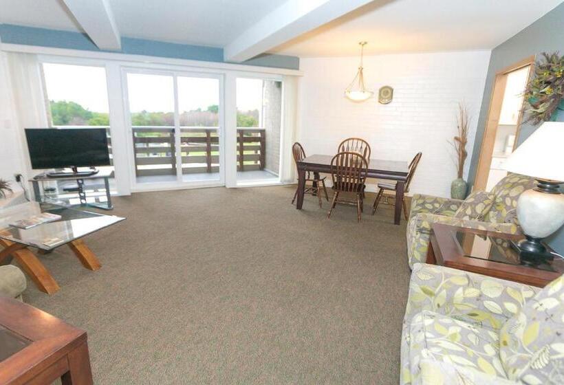 شقة غرفتين نوم مزودة بشُرفة, Grey Gull