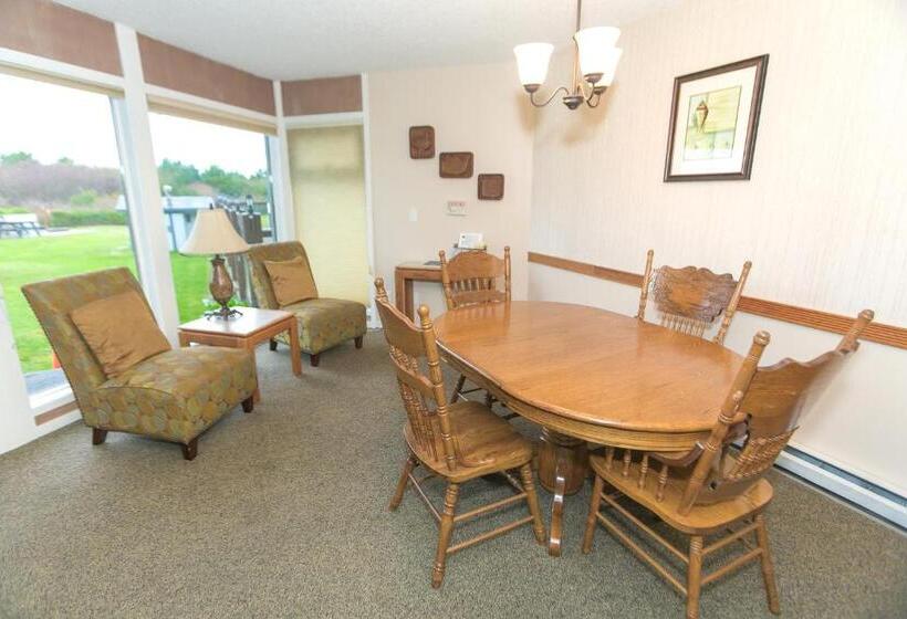 شقة غرفة واحدة مطلة على حمام السباحة, Grey Gull