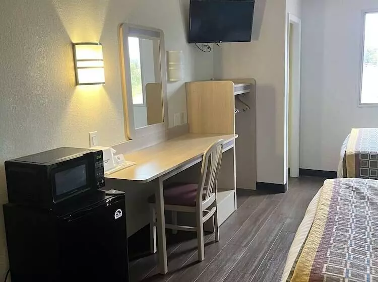 ２ダブルベッドのスタンダードルーム, Howard Johnson By Wyndham Clarksville Tennessee