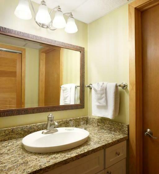 اتاق لوکس, Port Royal Oceanfront