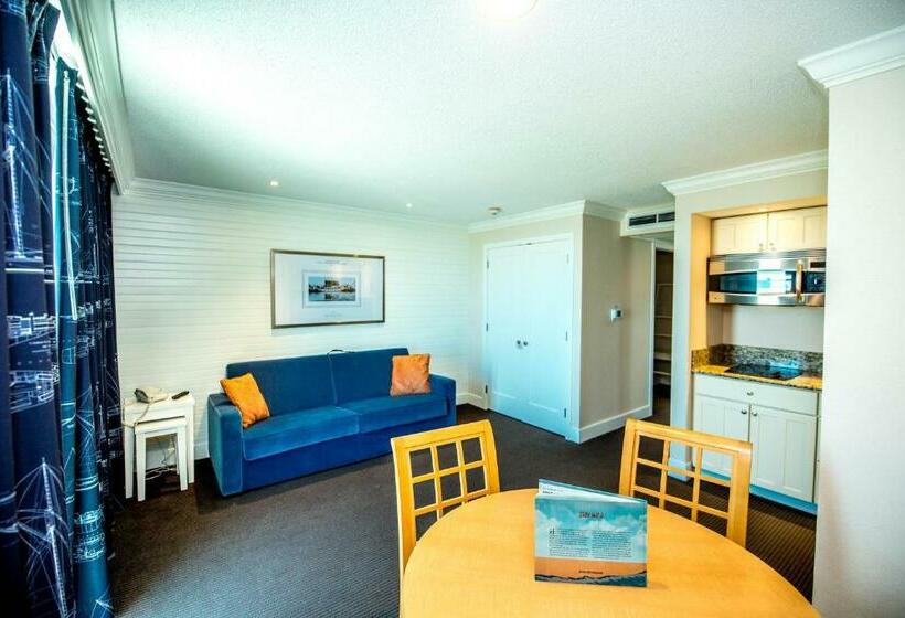 Deluxe Suite Sea View, Port Royal Oceanfront