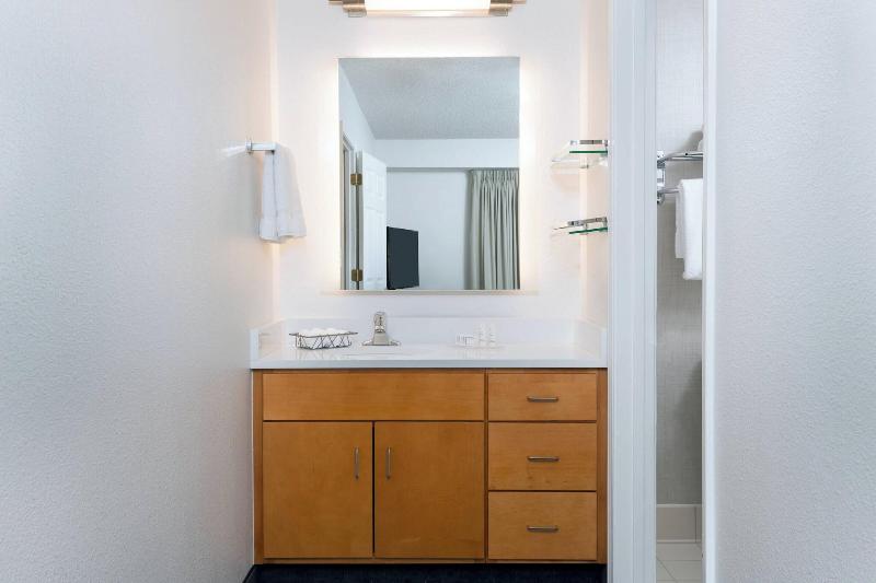 스위트, Residence Inn Wayne