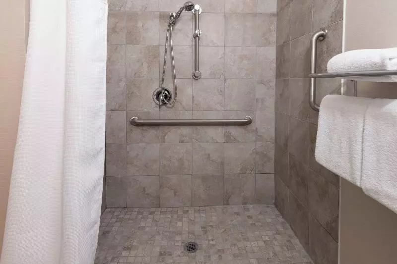 キングサイドベッドのスタンダードワンルーム, Residence Inn Wayne