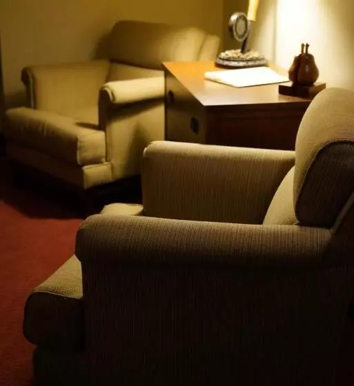 Deluxe Suite King Bed, Riverbank Lodge
