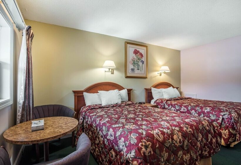 带2个双人床的标准工作室, Rodeway Inn