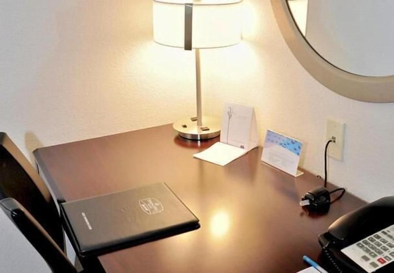 带大床的标准工作室, Springhill Suites Houston Katy Mills