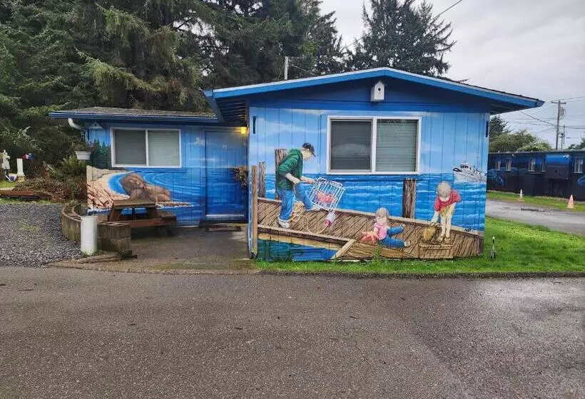 キャビン, Plainview Motel