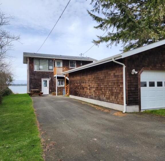 דירת חדר נוף לים, Plainview Motel