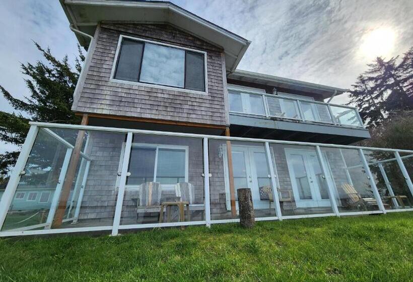 דירת חדר בקומת קרקע, Plainview Motel