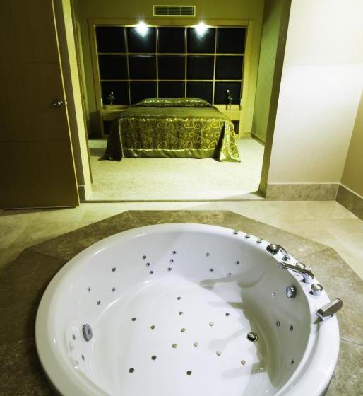 Люкс Сеньор, Adrina Termal Health & Spa