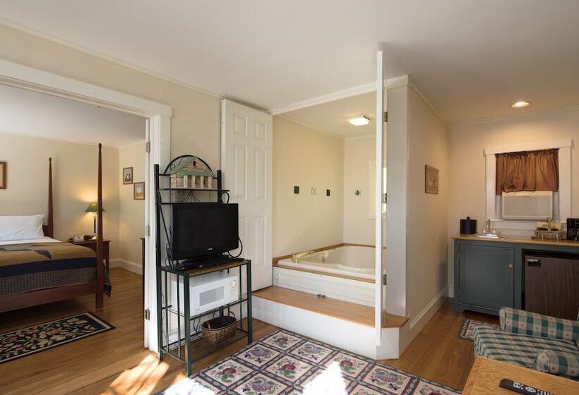 小室, Country Inn At Camden Rockport