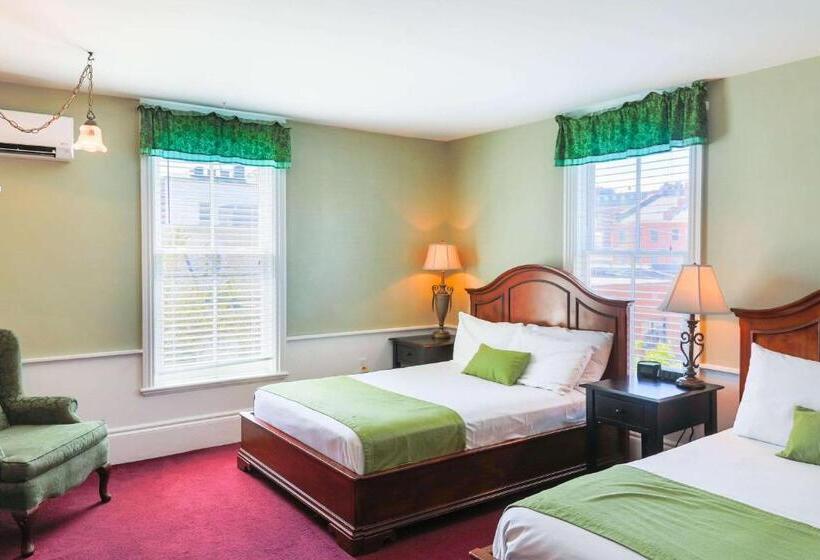 غرفه قياسيه سريرين مزدوجين, Essex Street Inn & Suites, Ascend Hotel Collection