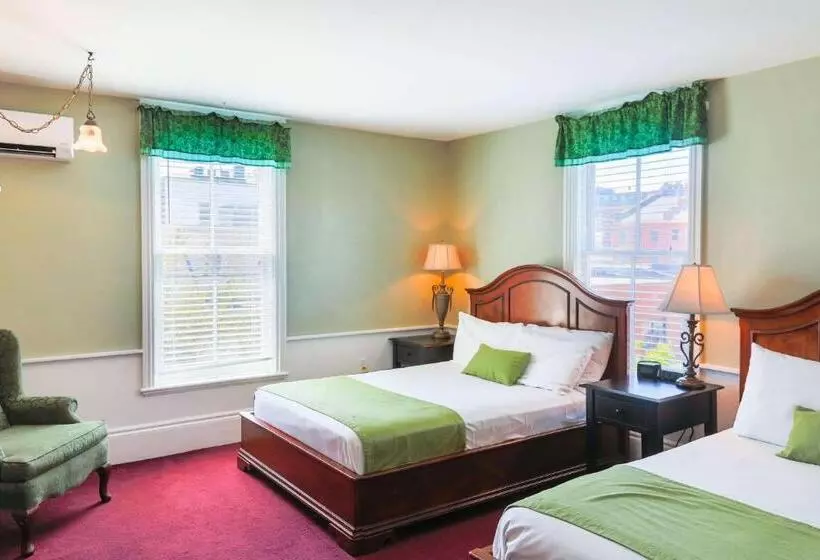 ２ダブルベッドのスタンダードルーム, Essex Street Inn & Suites, Ascend Hotel Collection