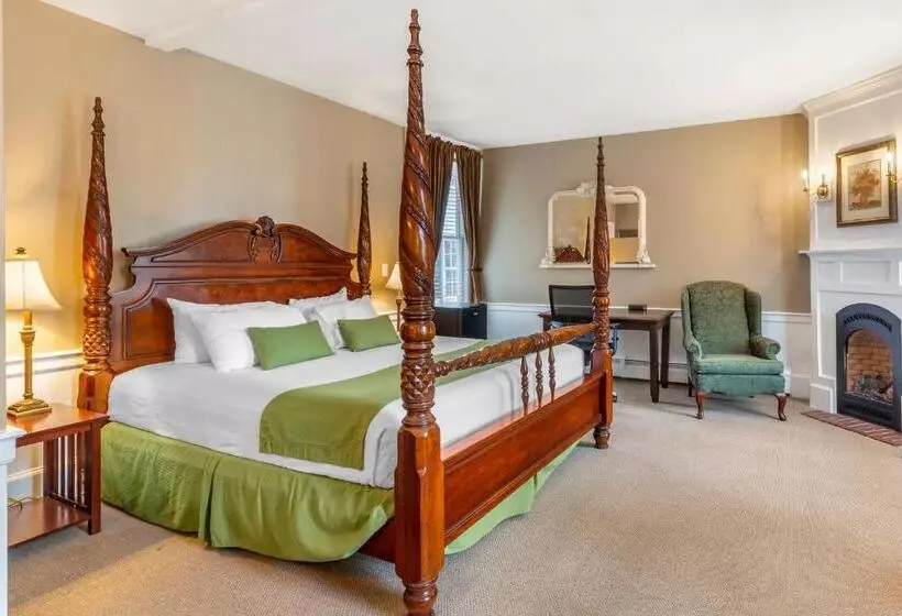 キングサイズベッドのスタンダードルーム, Essex Street Inn & Suites, Ascend Hotel Collection
