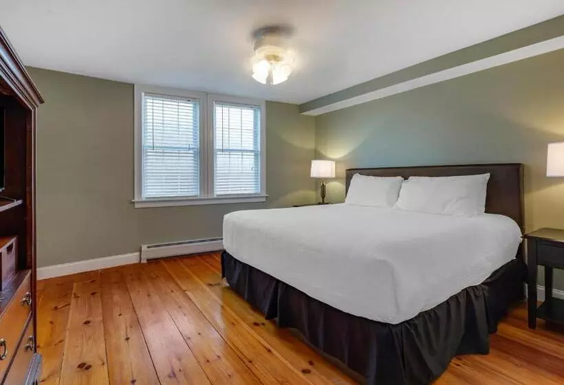 キングサイズベッドのスイートルーム, Essex Street Inn & Suites, Ascend Hotel Collection