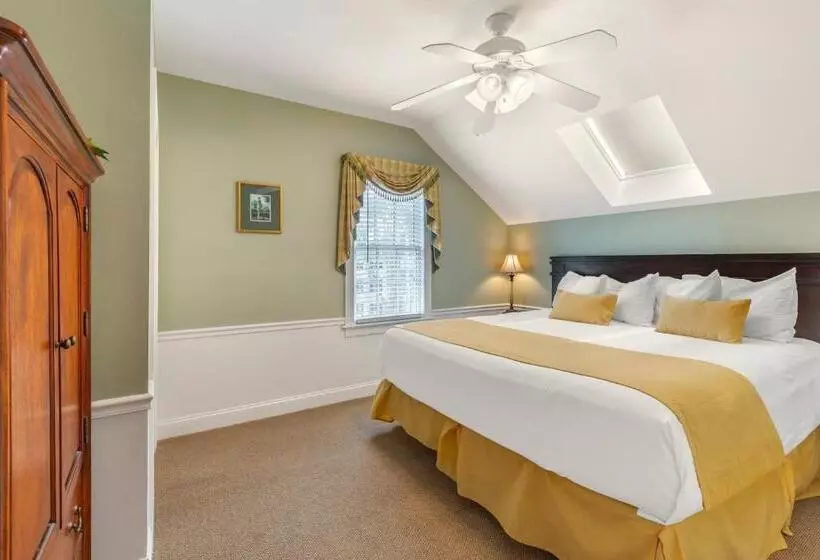身障者適用キングサイズベッドルーム, Essex Street Inn & Suites, Ascend Hotel Collection