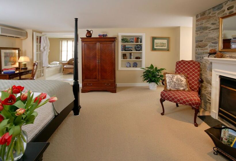 스위트 킹사이즈 침대, Lambertville House