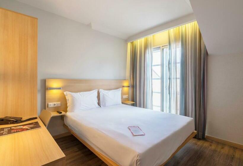 스탠다드 발코니 룸, Moov Hotel Porto Centro