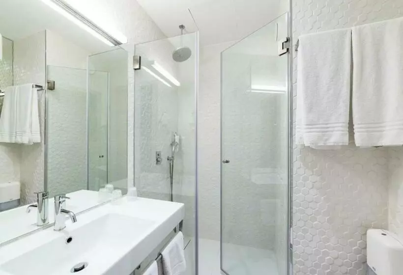 اتاق استاندارد با بالکن, Moov Hotel Porto Centro