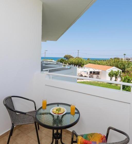 غرفة قياسية مطلّة علي البحر, Mrs Chryssana Beach