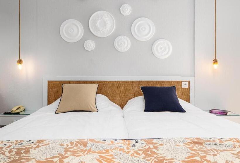 غرفة عائلية مطلّة علي البحر, Mrs Chryssana Beach