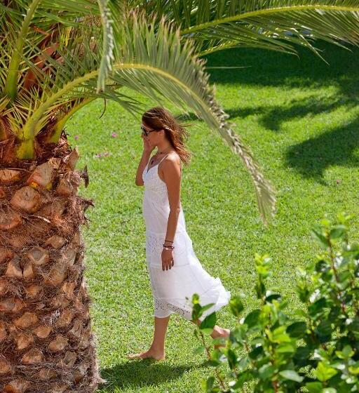 غرفة كلاسيكية مطلّة علي الحديقة, Mrs Chryssana Beach