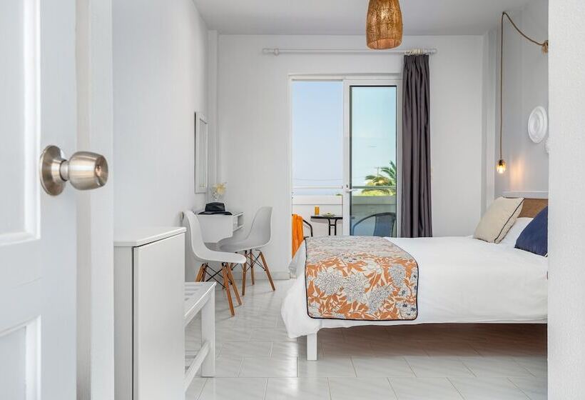 غرفة كلاسيكية, Mrs Chryssana Beach