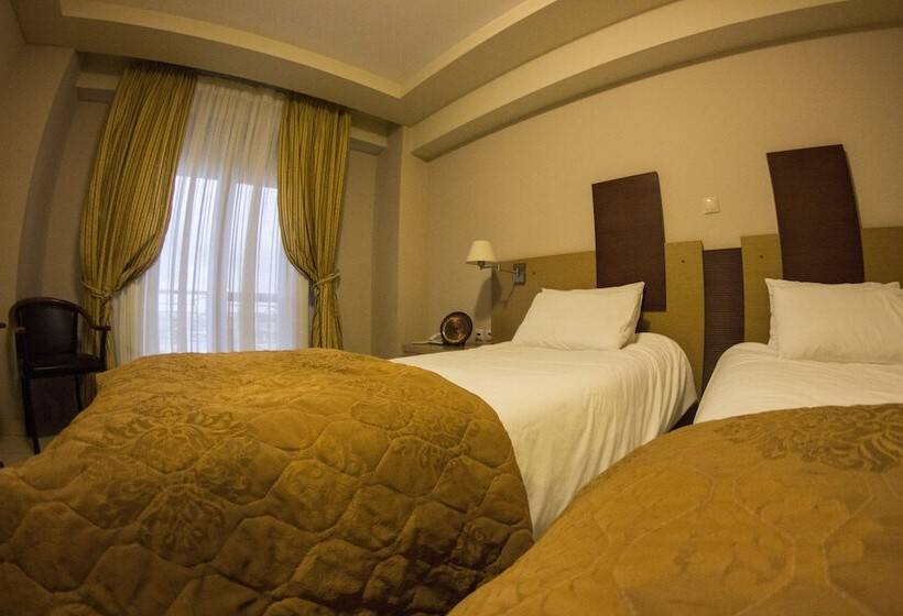 غرفة قياسية فردية, Perinthos