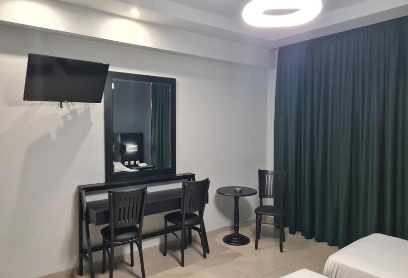 غرفة قياسية ثلاثية, Perinthos