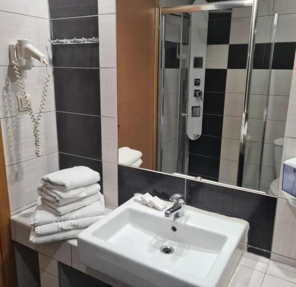 غرفة قياسية, Perinthos