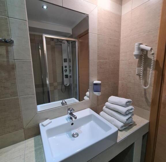 غرفة قياسية, Perinthos