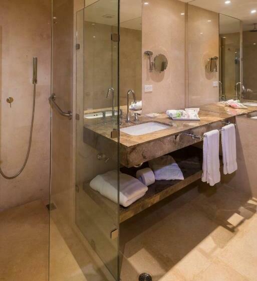 带2个双人床的标准工作室, Radisson Cartagena Ocean Pavillion