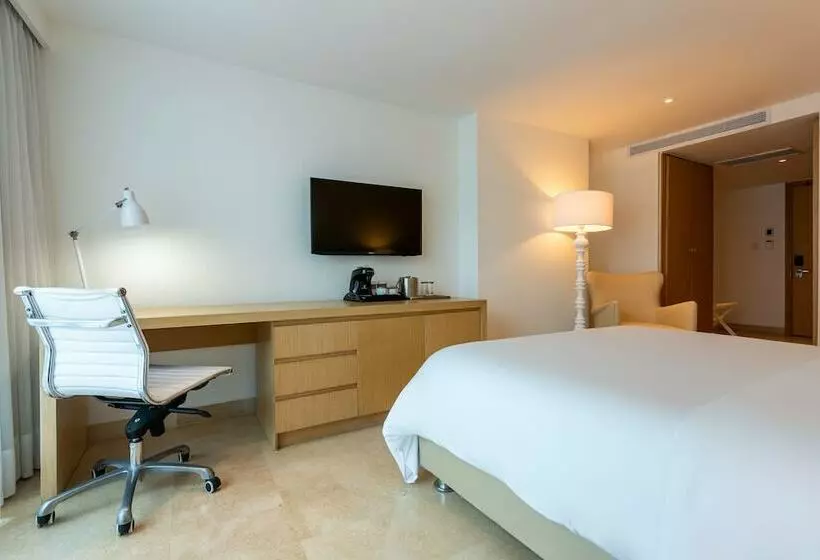 スタンダードスタジオ, Radisson Cartagena Ocean Pavillion