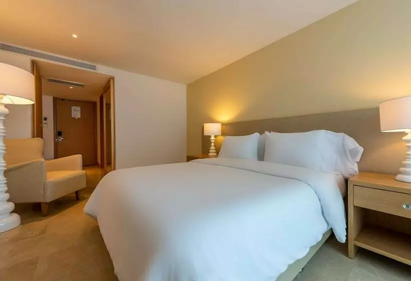 スタンダードスタジオ, Radisson Cartagena Ocean Pavillion
