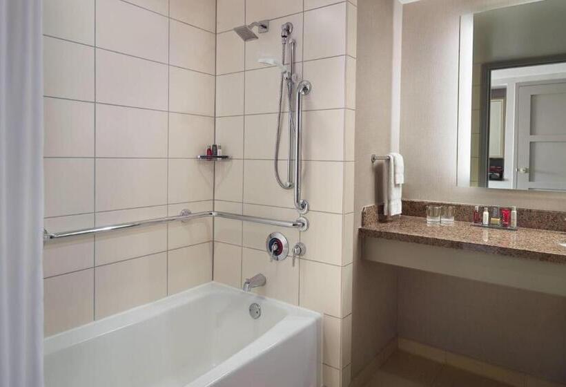 스탠다드 룸, Raleigh Marriott City Center