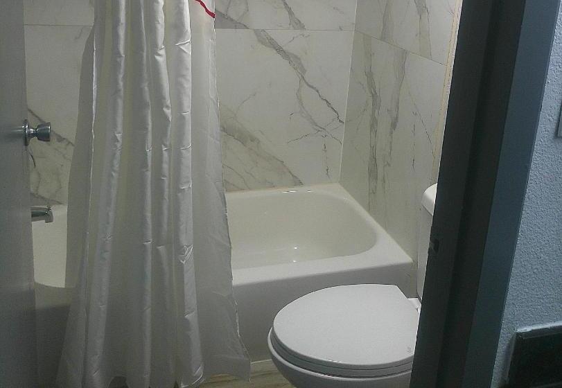 Номер Superior Кровать Кинг, Red Roof Inn Richmond   Airport Sandston