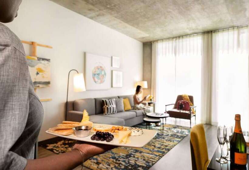 2 Bedroom Suite Pool View, Twelve Downtown, Autograph Collection