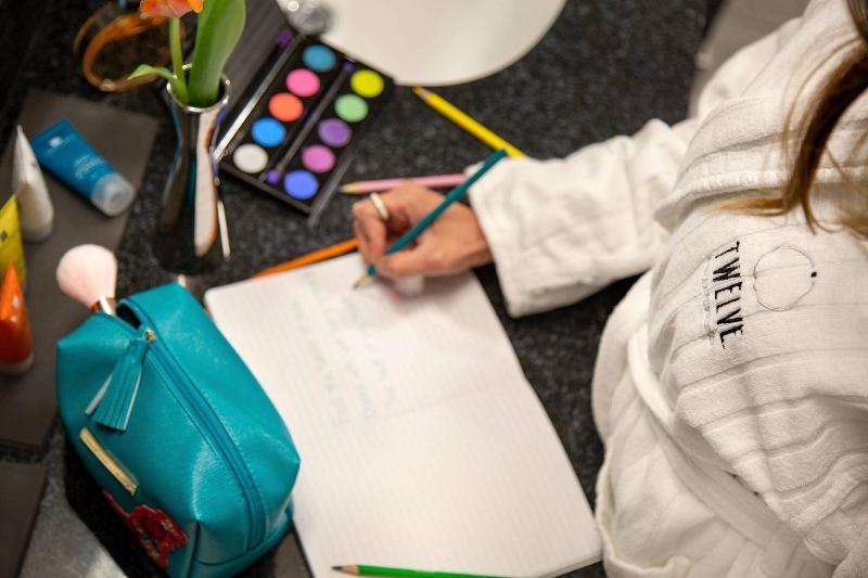 스위트 킹사이즈 침대, Twelve Downtown, Autograph Collection