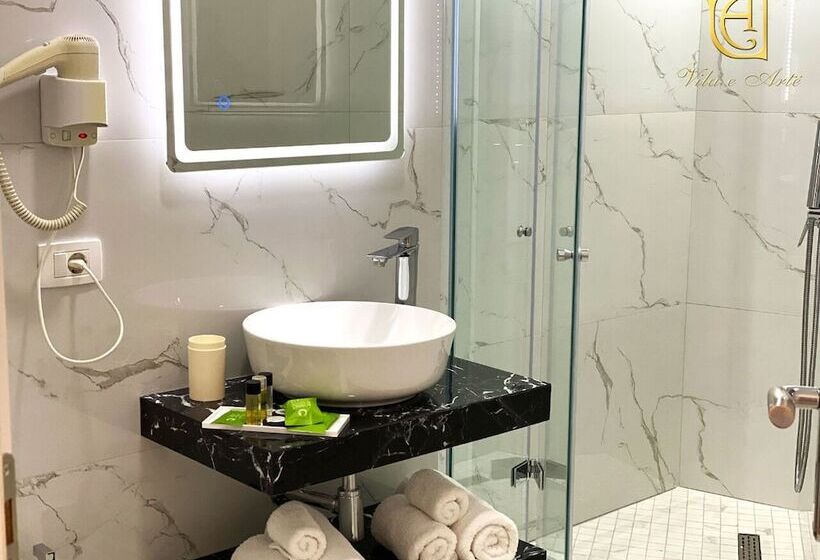 غرفة عائلية, Vila E Arte City Center