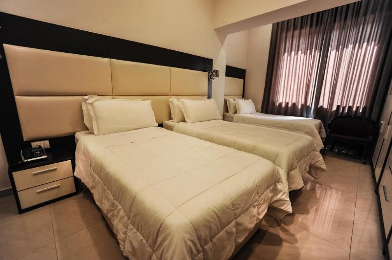 غرفة قياسية ثلاثية, Vila E Arte City Center