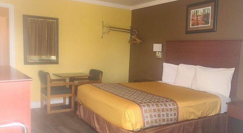 חדר סטנדרט מיטה זוגית, Interstate 8 Motel