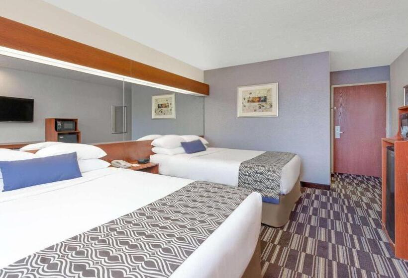 غرفة قياسية, Microtel Inn & Suites By Wyndham Bremen
