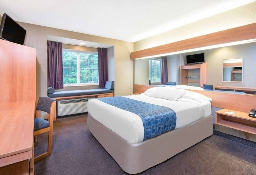 סוויטה מותאמת לאדם עם מוגבלויות, Microtel Inn & Suites By Wyndham Hazelton/bruceton Mills