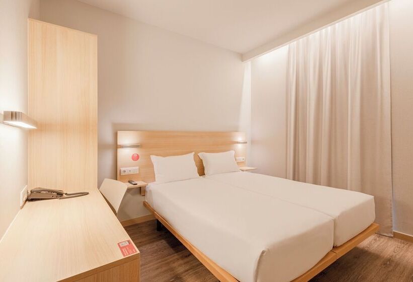 اتاق استاندارد, Moov Hotel Porto Centro